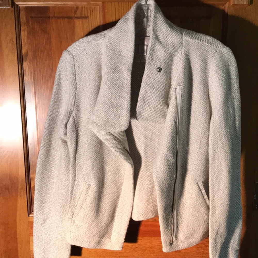 Hardly worn fall/spring jacket